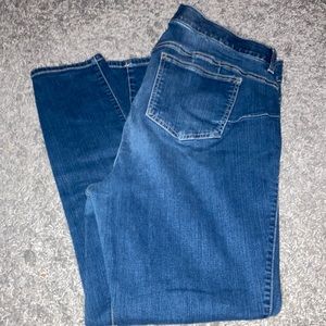 Bombshell blue jeans